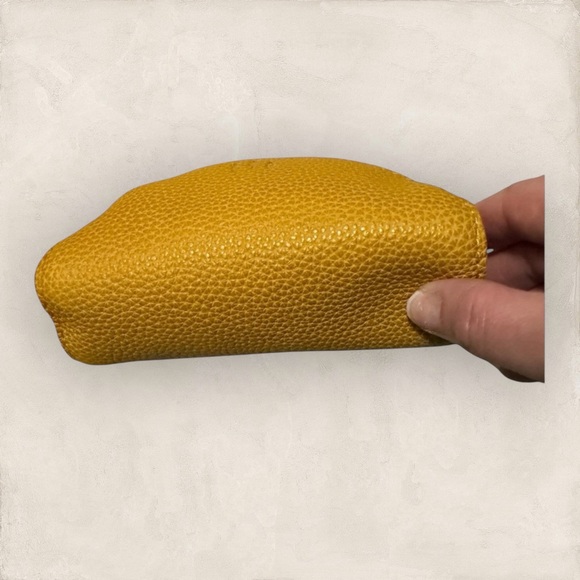 Portland Leather Sunset Pouch in Sunshine! - Picture 6 of 6